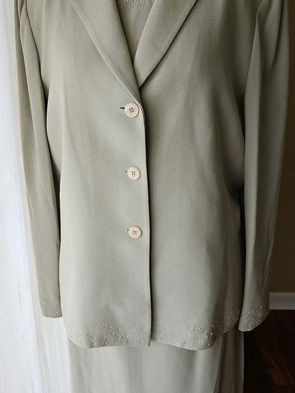 Kasper Women’s Sage Green 3 Pc Suit. Has Small Beaded Detail. Coat, Top & Skirt